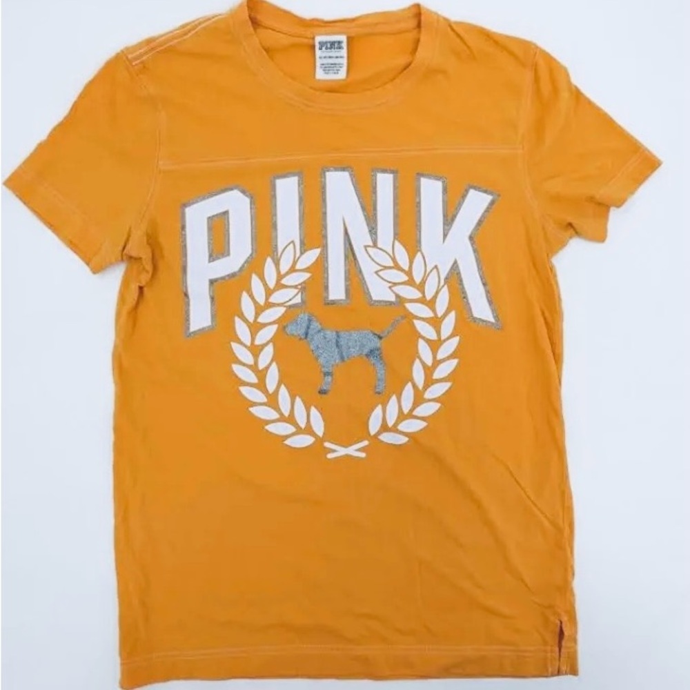 Pink tee